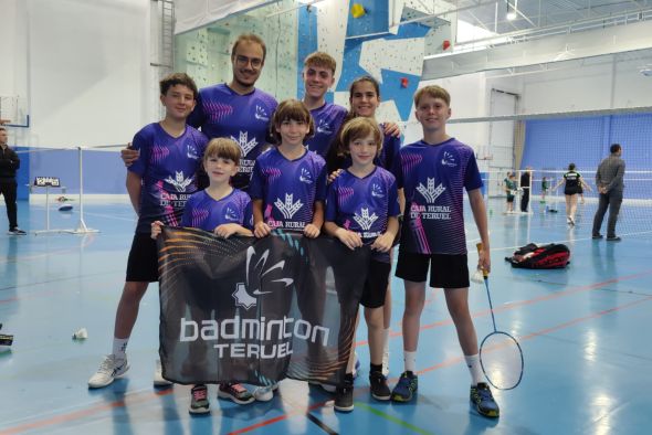 El Club Bádminton Teruel se colma de éxitos en otra cita nacional