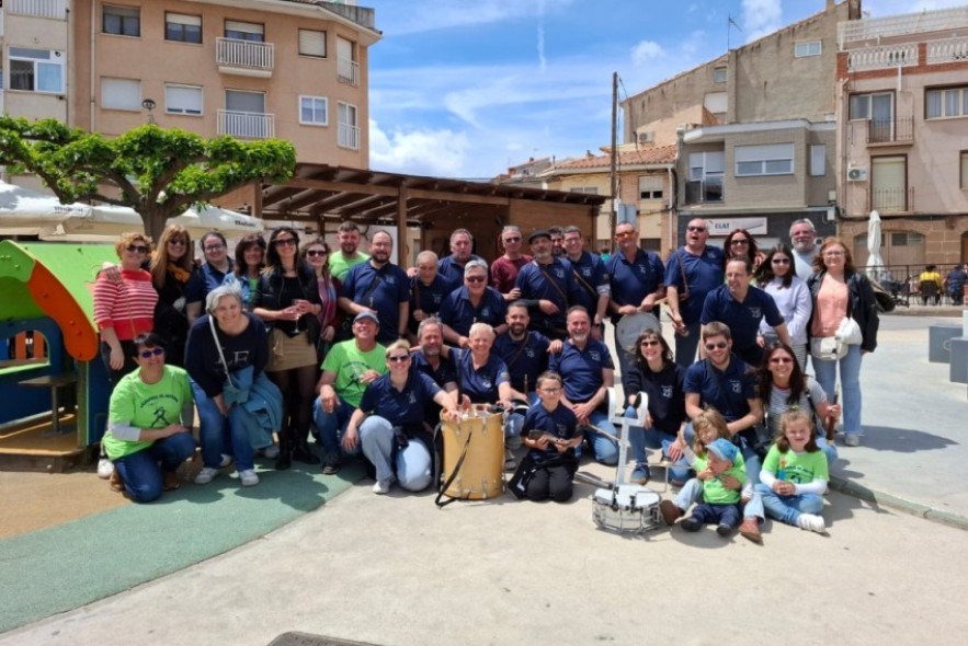 El sonido de las dulzainas, los tambores y la tradición musical se apodera del Bajo Aragón