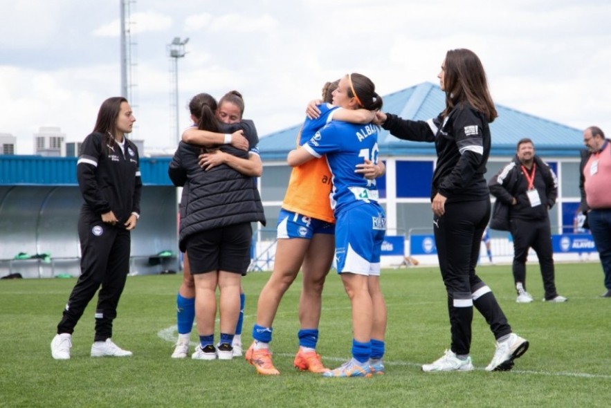 Cruel final para el sueño del Alavés femenino entrenado por Andrea Esteban