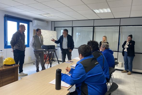 Estevan y Gan visitan  el programa experiencial de edificios en Alcañiz