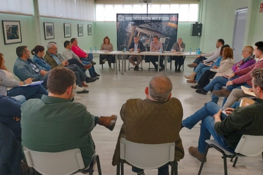 La nueva ejecutiva del PSOE Teruel clama ni un paso atrás en los servicios públicos ante los recortes del PP