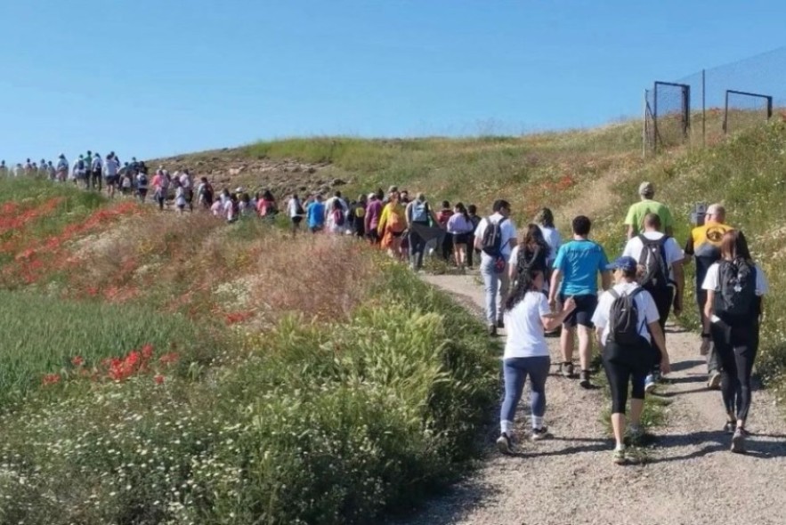 La escuela rural se reivindica en la XII edición del Iron CRA en Los Olmos