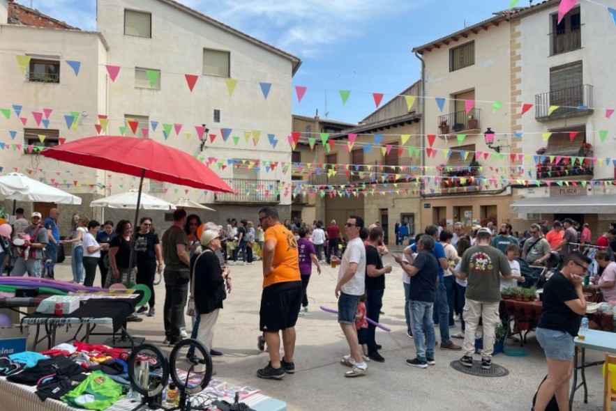 La Codoñera celebra su I Mercado de Segunda Mano con gran acogida