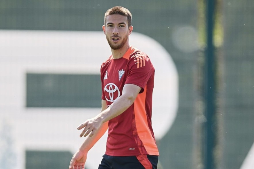 El Mirandés ata el ‘play-off’ gracias  al tanto del turolense Pablo Tomeo