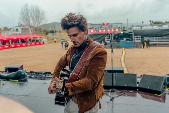 Jaime Terrón, cantante del grupo Melocos: “Las canciones con letras ambiguas envejecen bien porque todos pueden hacerlas suyas”
