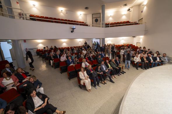 Rosa Bolea se compromete a que el grado de Medicina estará pronto  en las aulas del Campus de Teruel