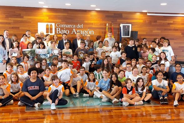 Escolares de Alcañiz trasladan sus propuestas al Ayuntamiento contra el uso de toallitas