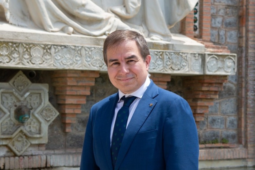 Raúl Lorenzo, secretario general de la Asociación Española de Cajas Rurales (AECR): “Las entidades del Grupo, como Caja Rural de Teruel, siempre sitúan al cliente en el centro”