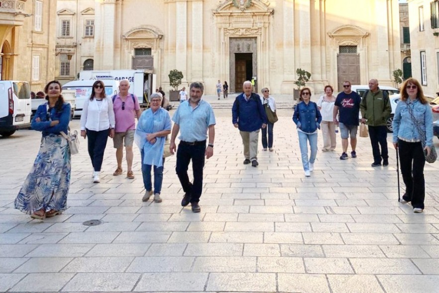 Empresarios de la comarca de Gúdar-Javalambre estrechan lazos turísticos  y comerciales con Malta