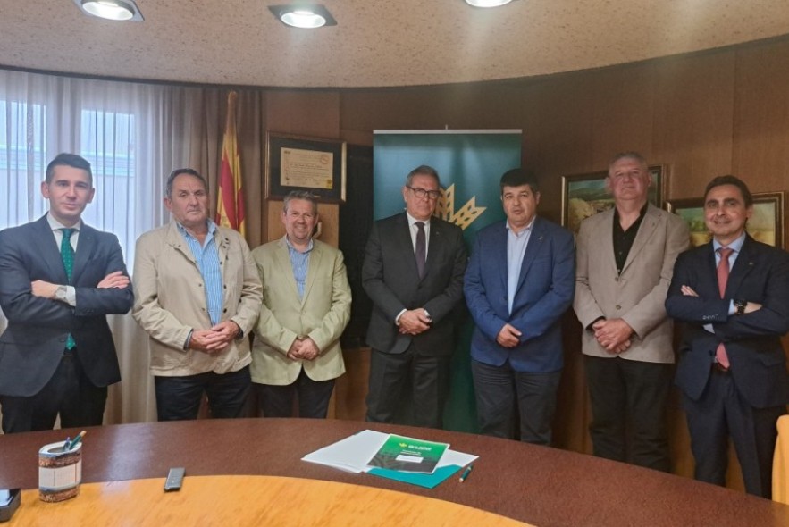 Caja Rural de Teruel y la D.O. Cariñena firman su primer convenio de colaboración para impulsar el sector vitivinícola de la comarca