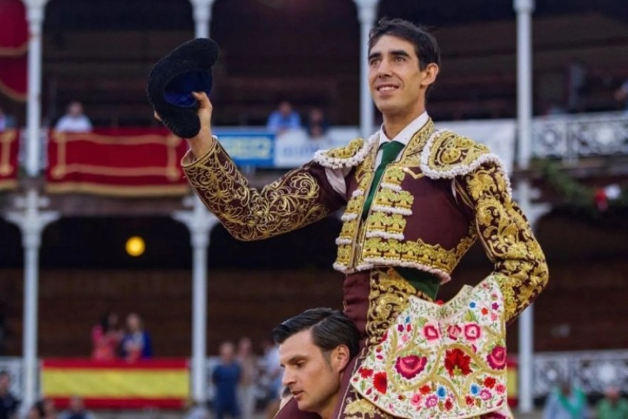 Hombres Fortes