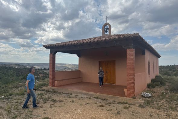 Villalba Baja celebra este sábado el 25º aniversario de la ermita de San Cristóbal