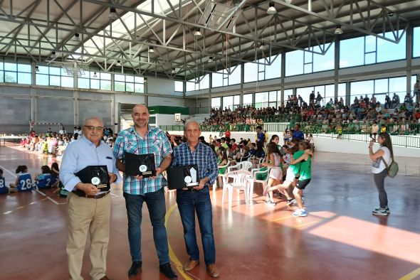 Comunidad de Teruel reconoce a los 300 atletas de sus juegos deportivos escolares