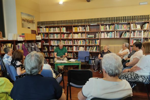 El archivo municipal  de Santa Eulalia  se abre a los vecinos