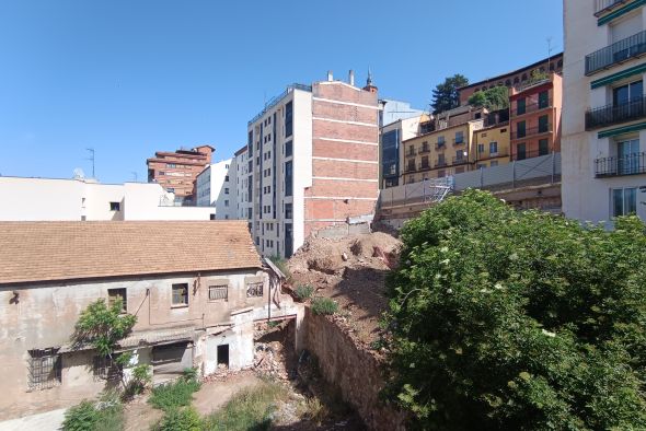 Las aseguradoras no han entrado aún al solar de San Francisco 21 para hacer sus pruebas periciales
