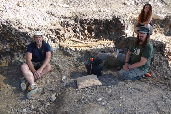 Halladas las defensas de casi 2 metros de largo de un mastodonte de hace 6,3 millones de años