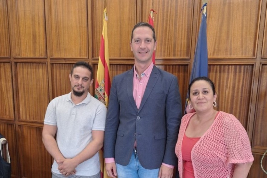 El subdelegado del Gobierno expone las medidas del primer plan para la empleabilidad de la población gitana