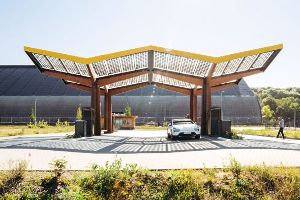 Una estación de recarga de coches con alma  de Puertomingalvo, en los DesignEuropa 2025