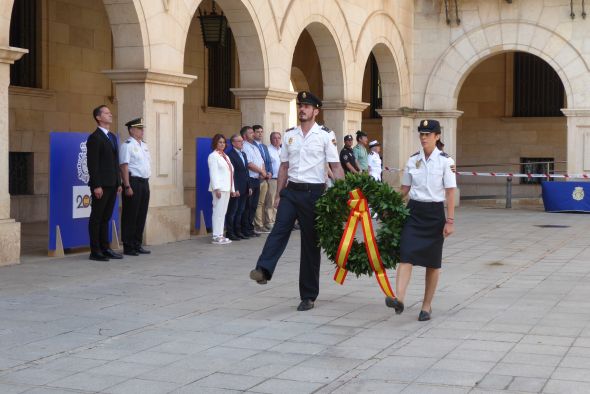 La Policía Nacional homenajea a las víctimas del terrorismo