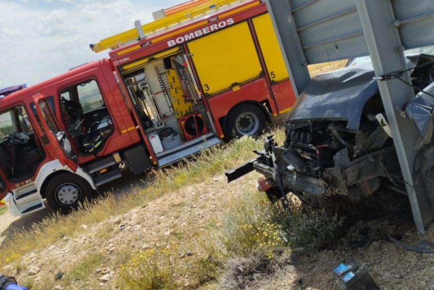 Herida grave una mujer en un accidente de tráfico en Cuevas de Almudén