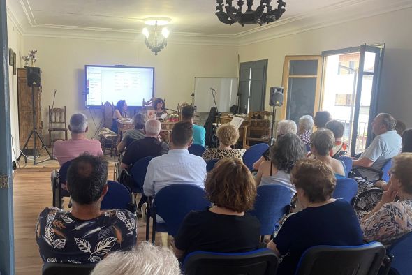 Perales del Alfambra celebra los resultados de su primera Feria del Libro