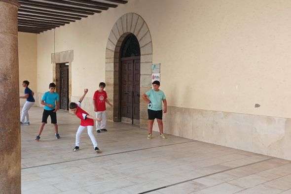 Abiertas las inscripciones para la Escuela Municipal de Pelota Mano de Teruel