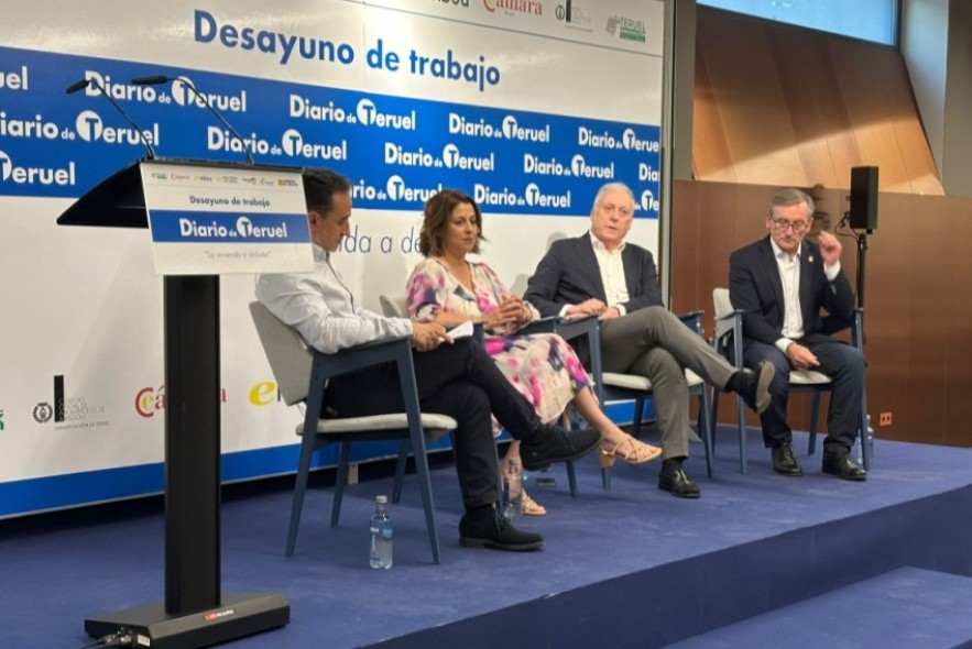 El Departamento de Fomento del Gobierno de Aragón construirá finalmente 104 viviendas de alquiler asequible para jóvenes en el solar de la calle Italia cedido por el Ayuntamiento de Teruel