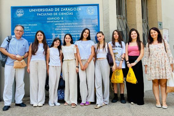 El IES Francés de Aranda gana la fase de Aragón de un certamen estadístico