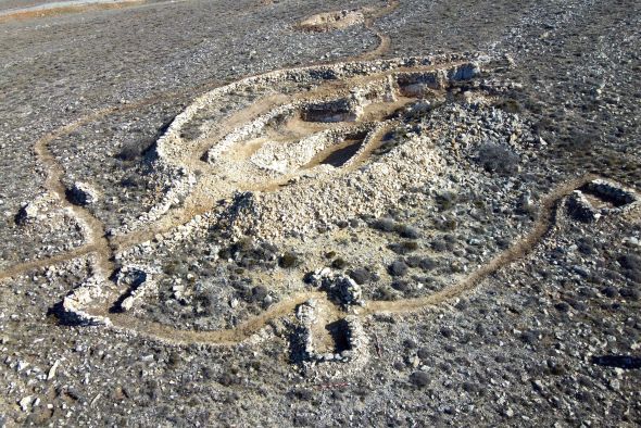 Loma de la Solana I, un conjunto inacabado con más de un centenar de estructuras