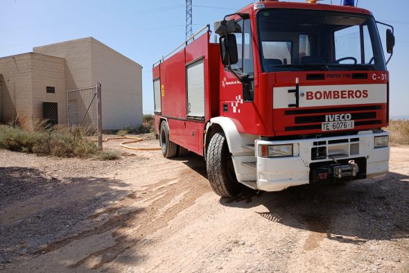 Revienta el tramo final del abastecimiento a Vinaceite cuando el IAA ya bombeaba agua