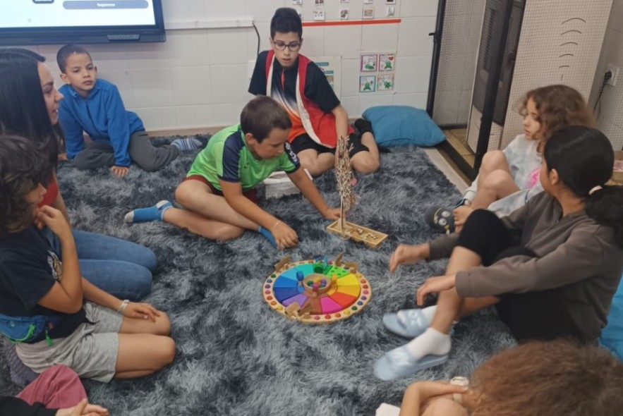 La escuela de Ráfales busca familias para continuar con su proyecto educativo actual