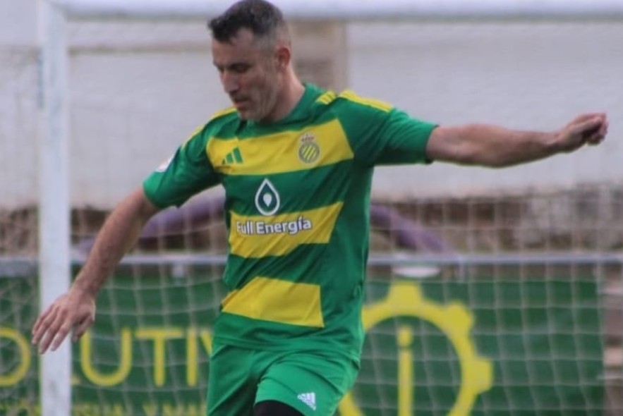 José Carlos Gil, otro central de Segunda B para el Calamocha