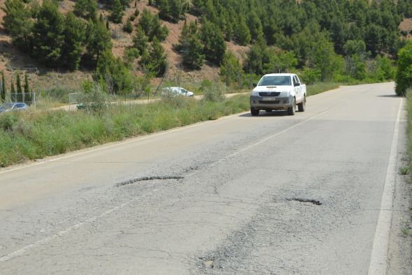 Atascadas las concesiones de agua, el apartadero ferroviario y la pista minera