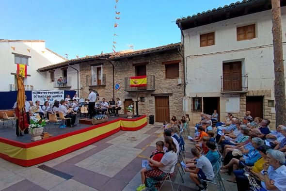 Oda a la música en Linares de Mora y La Mata de Los Olmos, los pueblos más pequeños que tienen banda