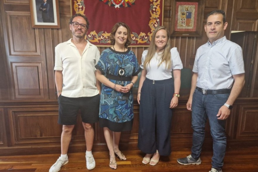 El Ayuntamiento presenta una nueva versión del Himno de la Vaquilla de Antón García Abril