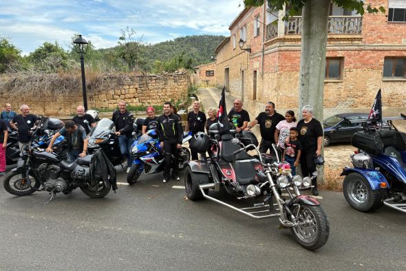 Arens celebra su encuentro motero con una exitosa  I edición de ‘Motíbera’