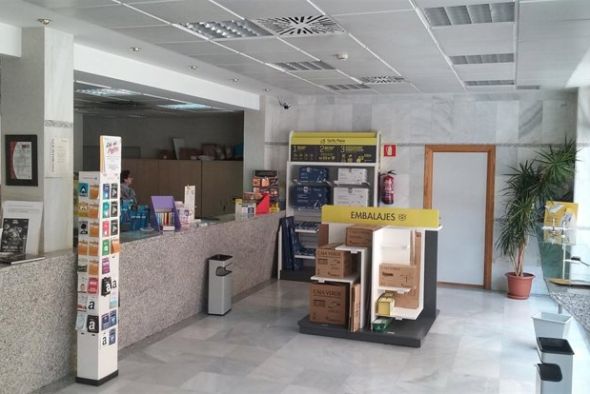 La falta de personal en Correos incrementa  el aislamiento postal del Bajo Aragón