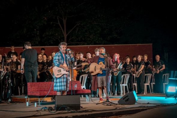 Los Gandules ofrecieron su mejor versión llenando el auditorio de Los Fueros
