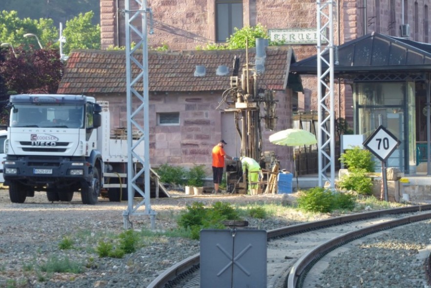 Sondeos previos para la construcción del paso inferior de la estación de tren