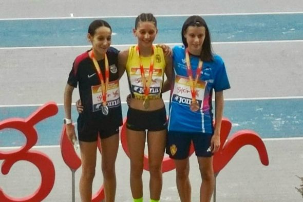 Plata para Elena Martín en Ciudad Real y bronce para Carlota Gasión en Gijón