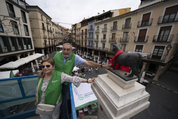 Más de 2.300 euros se recaudaron por ponerle el pañuelico al Torico