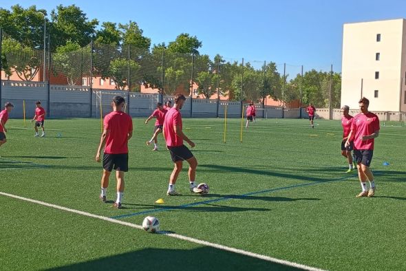 El Teruel devuelve a Vigaray al fútbol español e incorpora a Redón y Álex Blesa