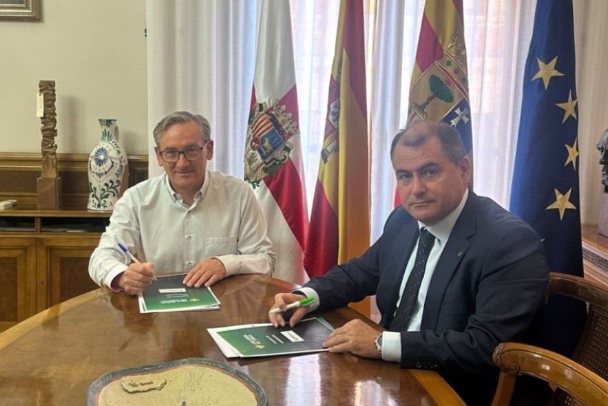 Caja Rural de Teruel renueva su colaboración con la Revista Turia