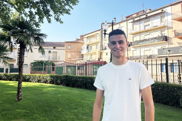 Javier Vallejo, el alumno ha obtenido el Premio Extraordinario de Bachillerato Aragón 2025: “Este premio lo he conseguido gracias al esfuerzo continuo que he tenido desde pequeño”
