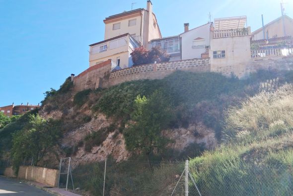 Seguirán los trabajos de emergencia  en las laderas del barrio del Carmen de Teruel