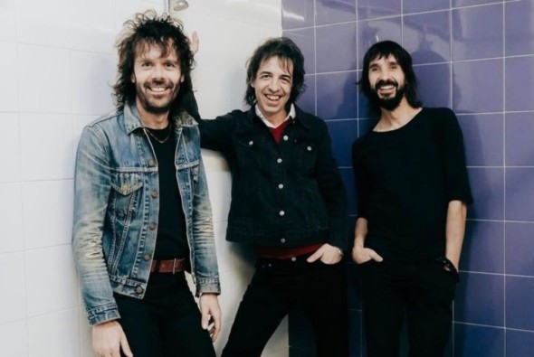 Marc Ros, vocalista, compositor y guitarrista de Sidonie: “Seguimos tocando por las ganas que tenemos de jugar y porque la gente sigue queriendo escucharnos”