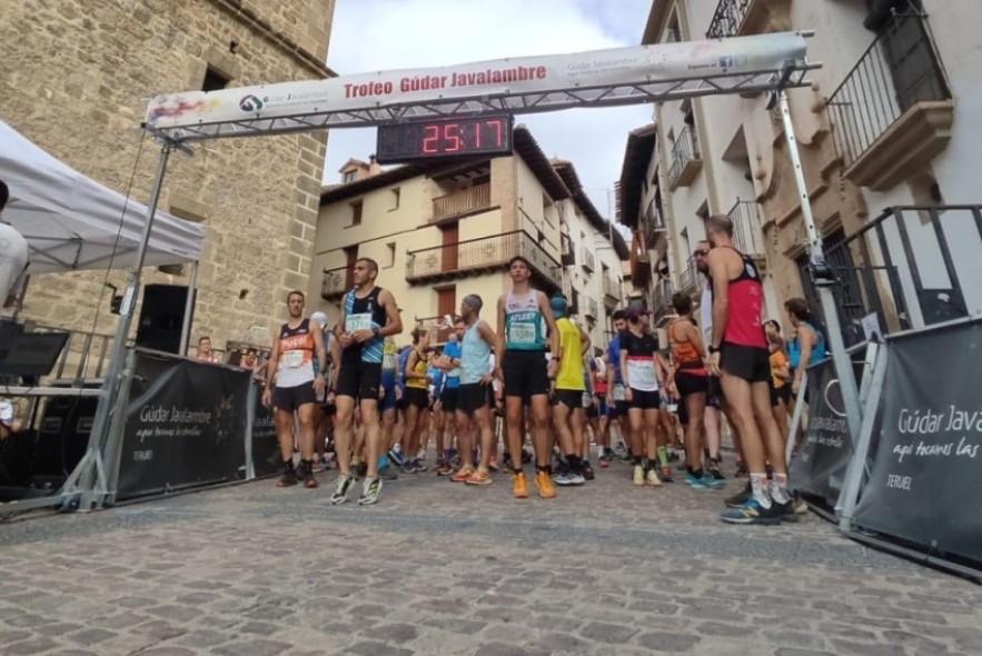 Rubielos de Mora vibra con su Trail estival, multitudinaria