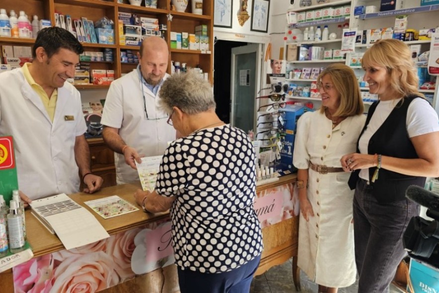 La DPT y el Colegio de Farmacéuticos amplían la  dispensación personalizada de medicamentos gratuita a las poblaciones de hasta 700 habitantes