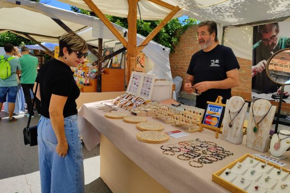 Artemón, el lugar donde piezas únicas pasan de  las manos de los artesanos  a las de los compradores