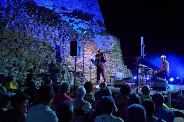 Valderrobres acoge mañana el Festival de  los Castillos con circo, comedia, pop y jota